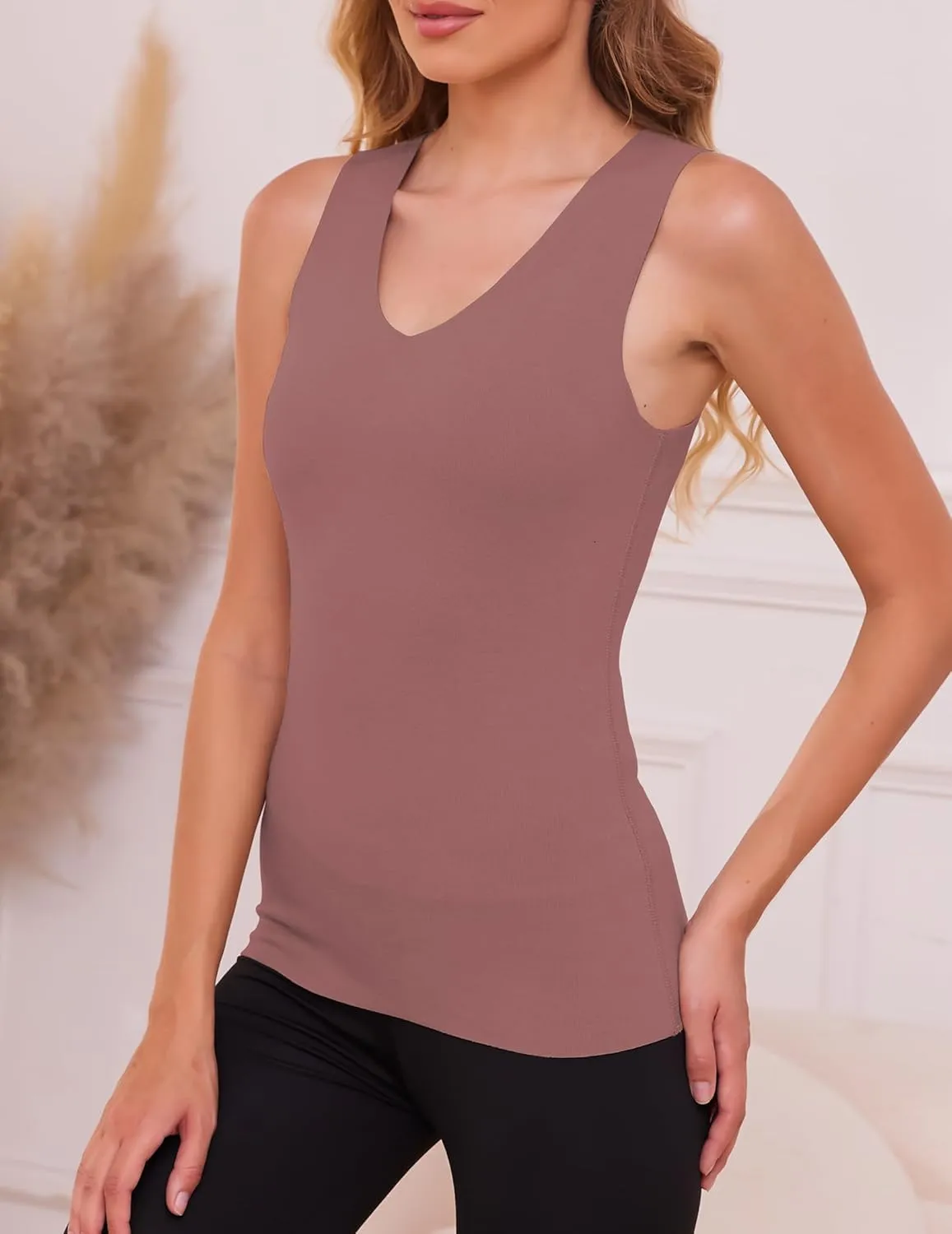 YYA V Neck Basic Tank Tops for Women Thermal Vest Winter Warm Tank-Top Sleeveless Undershirts, S-XXL